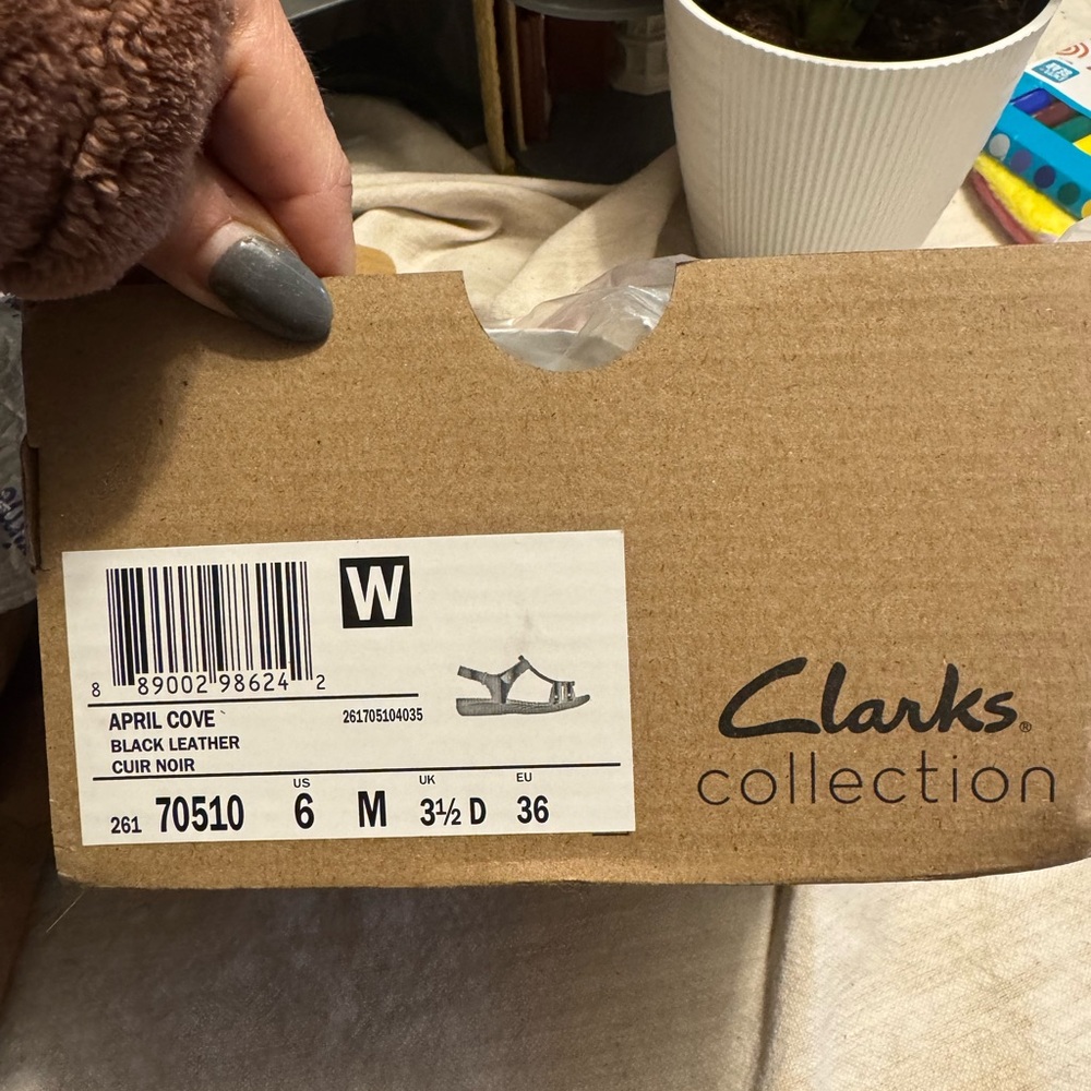 Clarks Black Leather April Cove Sandals